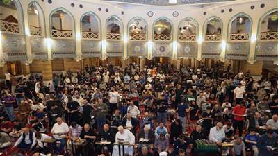 حشود غفيرة أحيت ليلة القدر الكبرى في مسجد الإمامين الحسنين(ع)